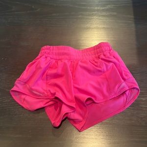 Lululemon Sonic pink hotty hot 2.5